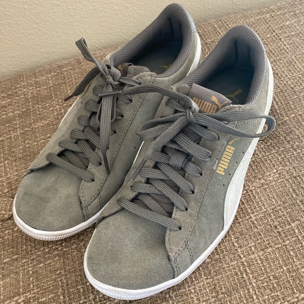 Puma tennis shoes